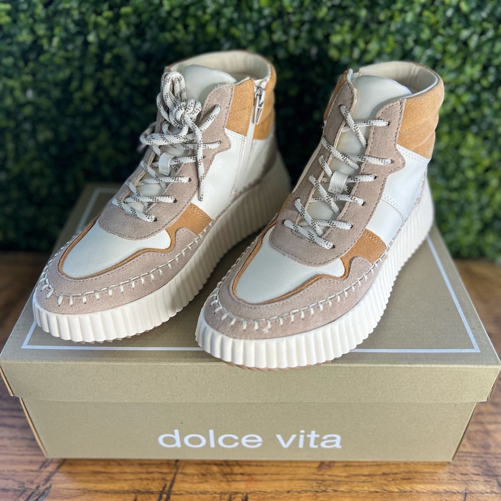 Dolce Vita Daley— Taupe Multi